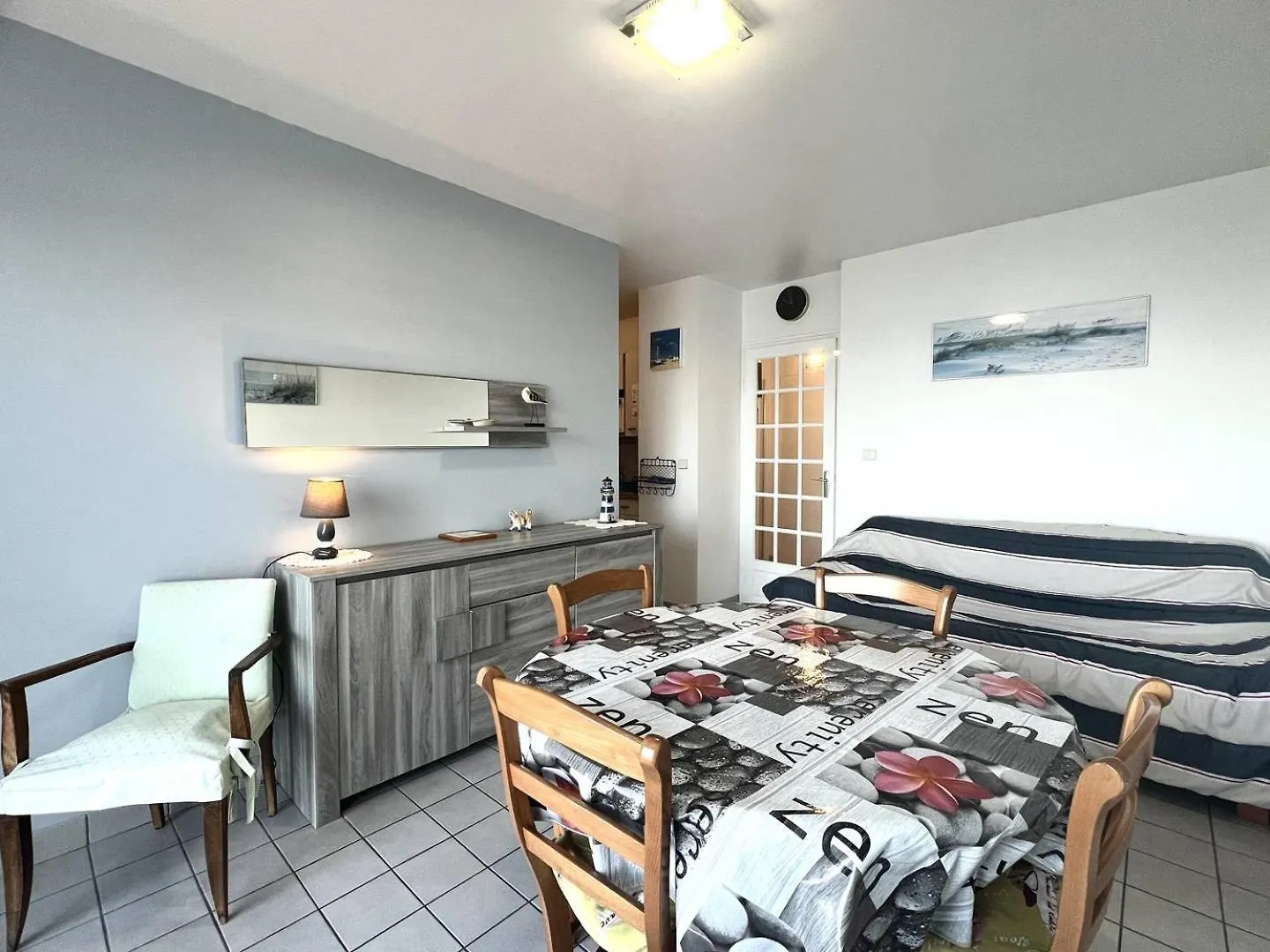 514 - Appartement 1 Chambre Vue Mer En Bordure De La Plage Du Centre D'Erquy Apartamento